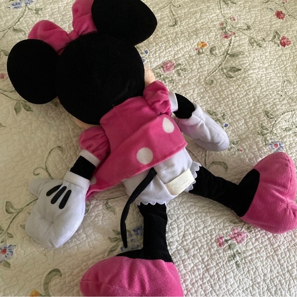 Disney Minnie Mouse Plush - Picture 4 of 6